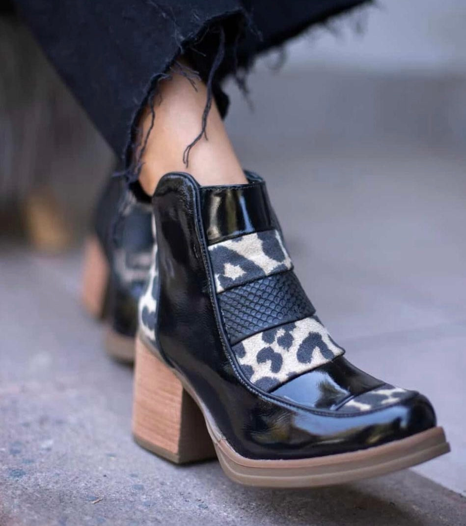 アントラーズ WILD – irresistible zapatera