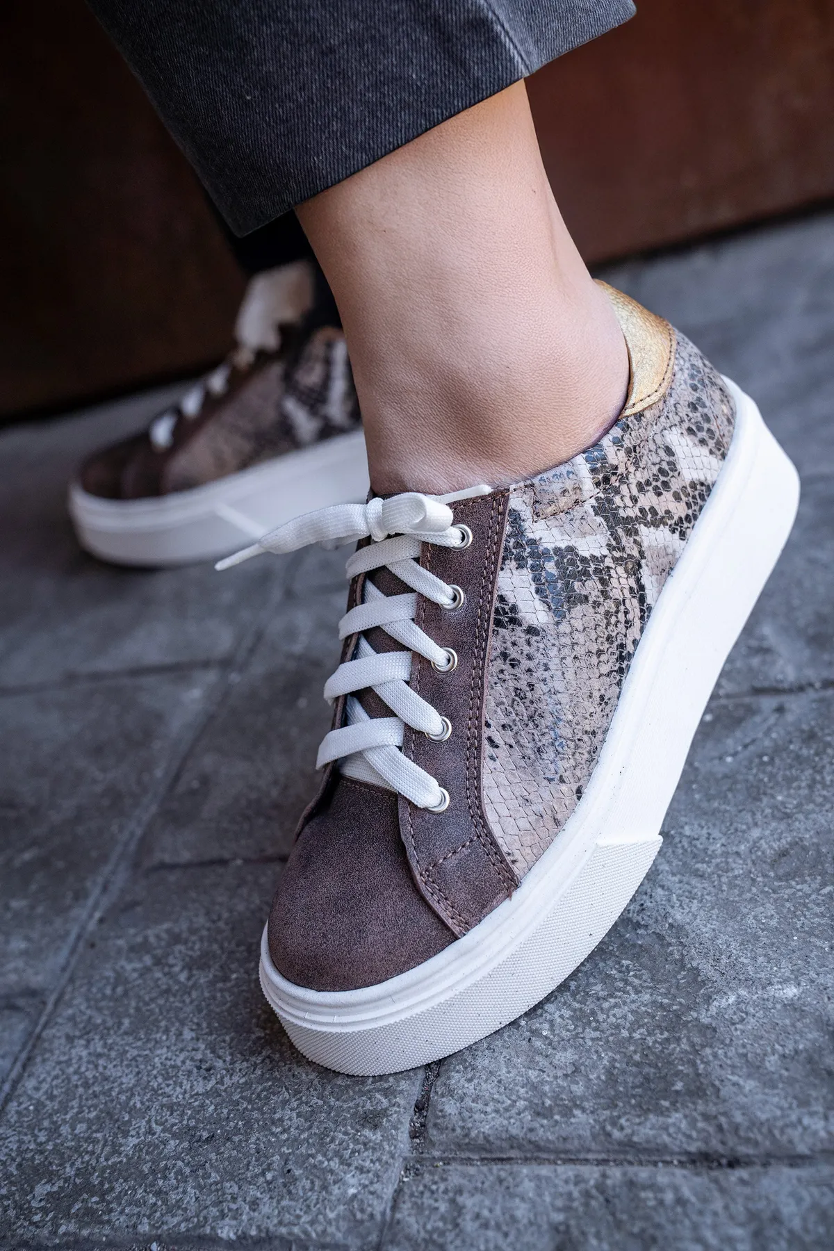Zapatilla 2
